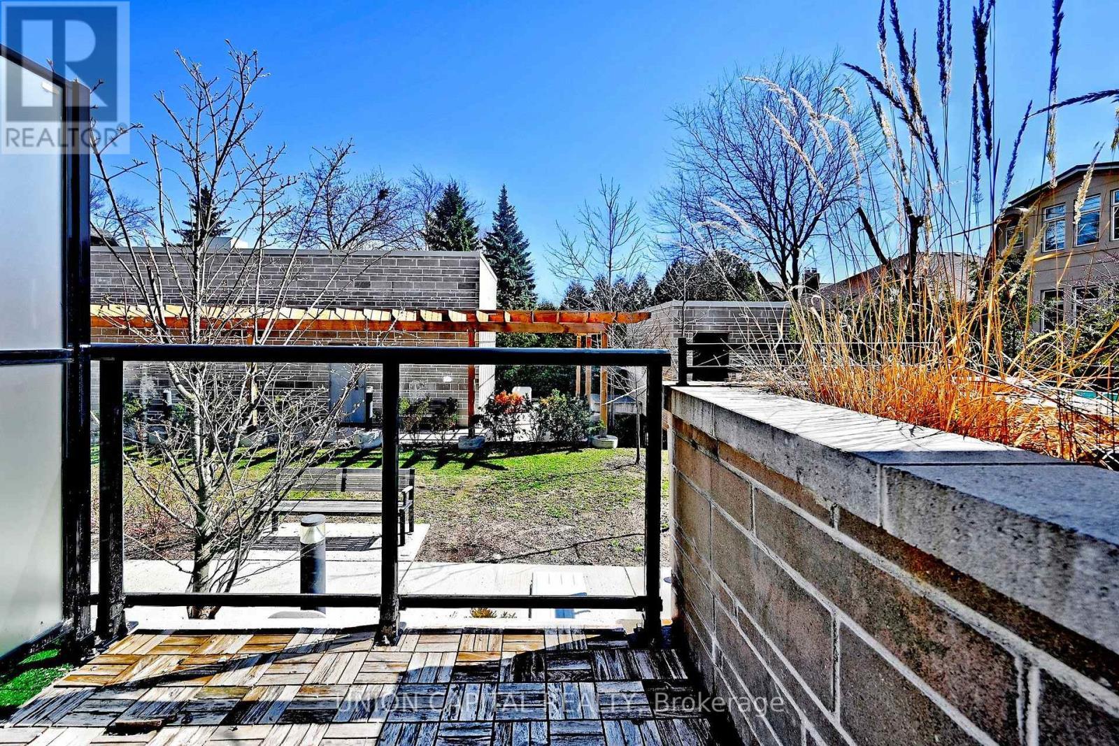 39 - 57 Finch Avenue W, Toronto, ON - Outdoor
