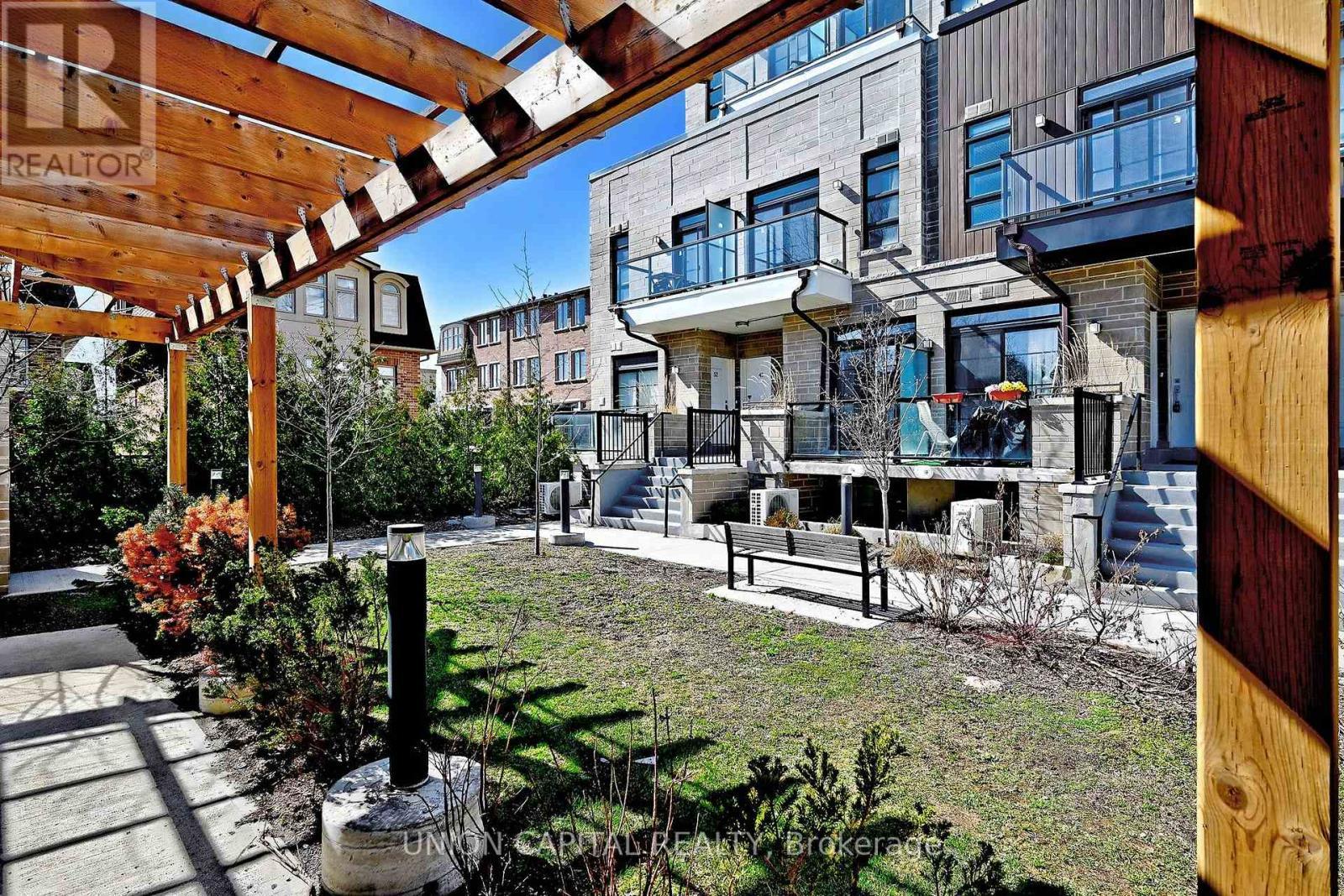 39 - 57 Finch Avenue W, Toronto, ON - Outdoor With Balcony