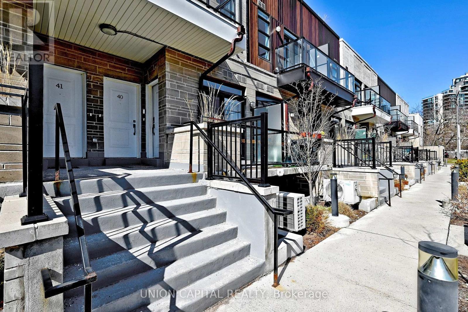 39 - 57 Finch Avenue W, Toronto, ON - Outdoor