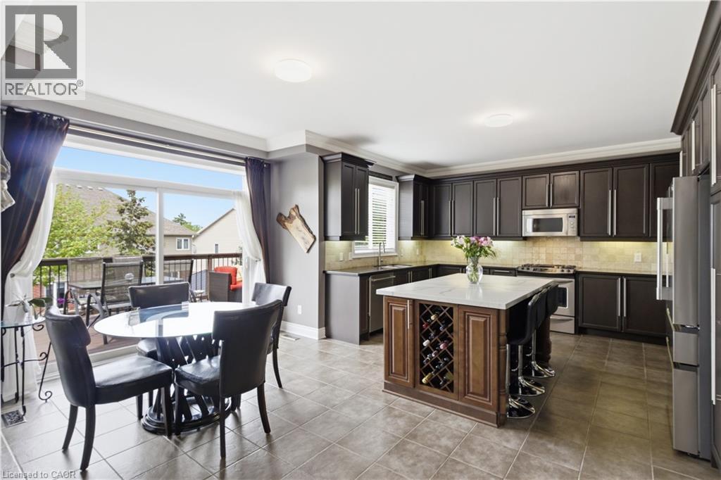 905 Marigold Court, Kitchener, ON - Indoor