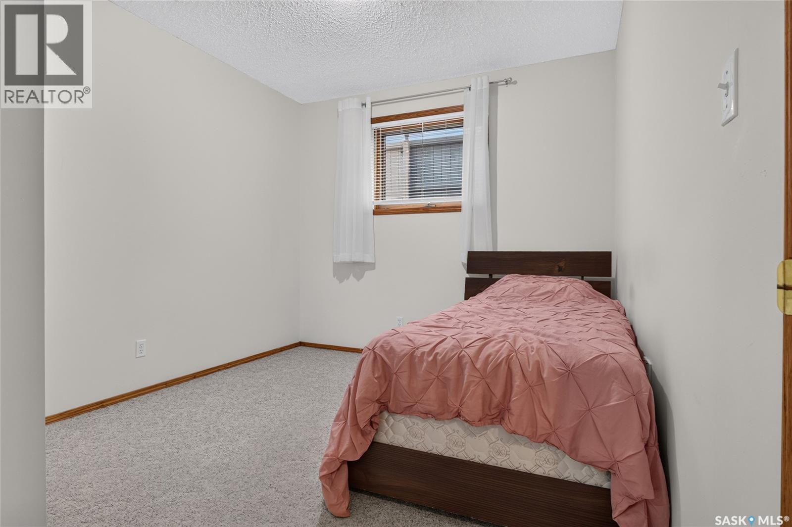 3547 Hazel Grove, Regina, SK - Indoor Photo Showing Bedroom