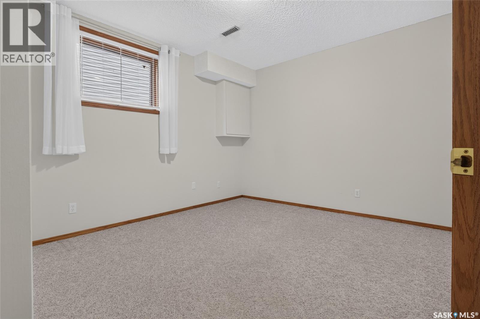 3547 Hazel Grove, Regina, SK - Indoor Photo Showing Other Room