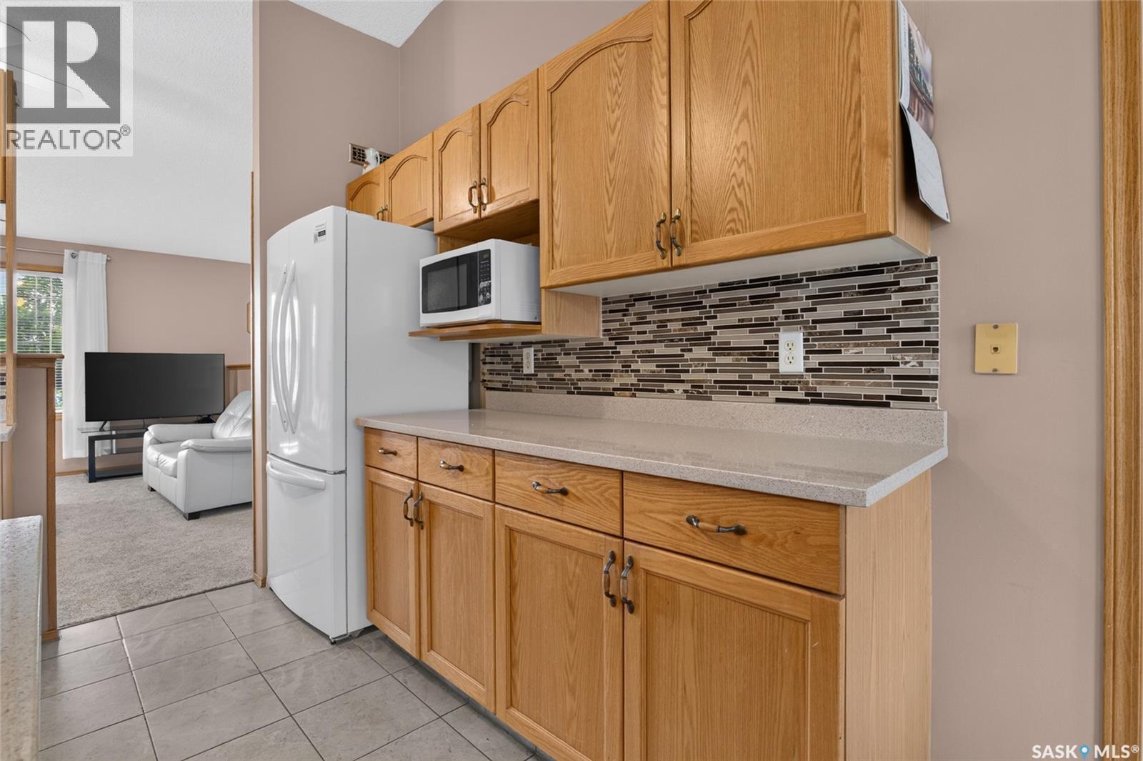 3547 Hazel Grove, Regina, SK - Indoor Photo Showing Kitchen