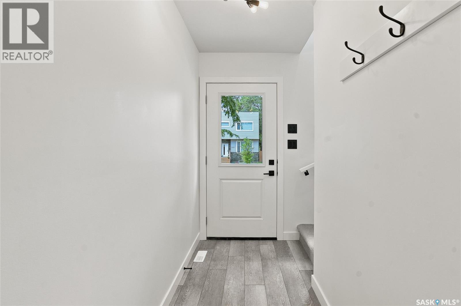 1220 H Avenue N, Saskatoon, SK - Indoor Photo Showing Other Room