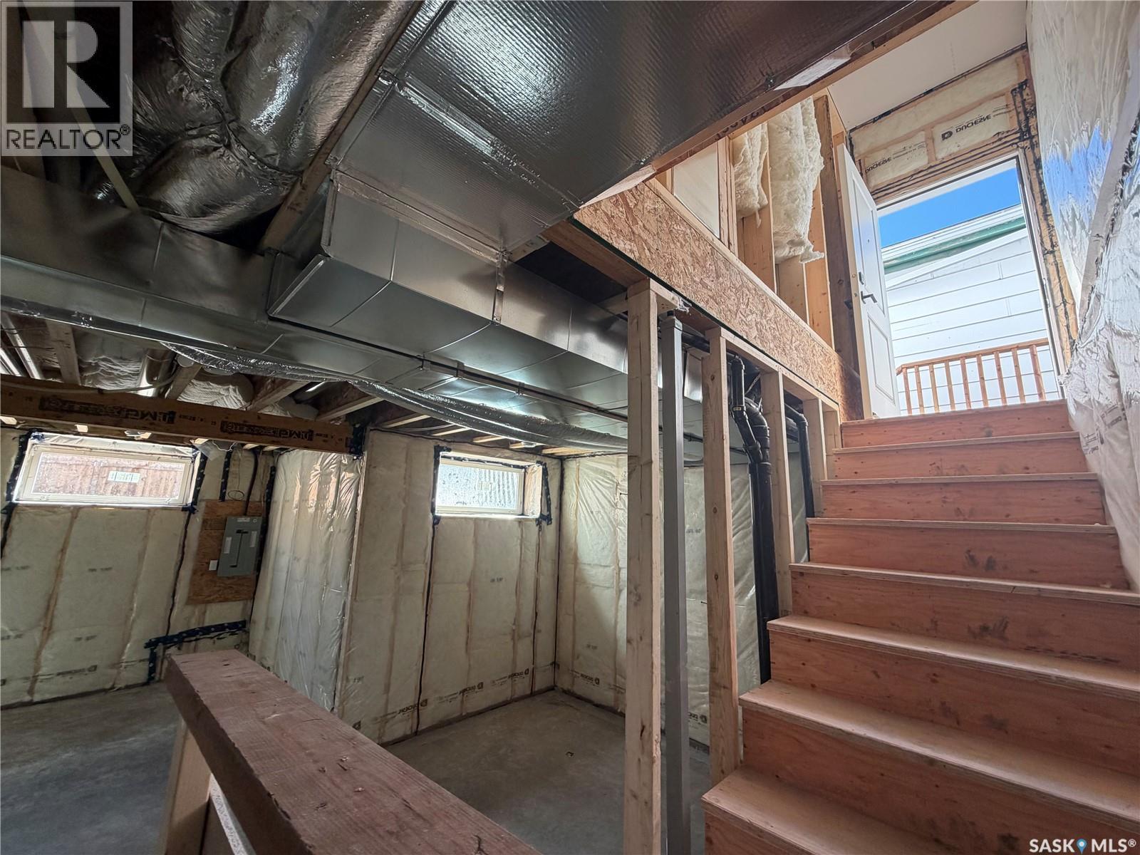 1220 H Avenue N, Saskatoon, SK - Indoor Photo Showing Basement