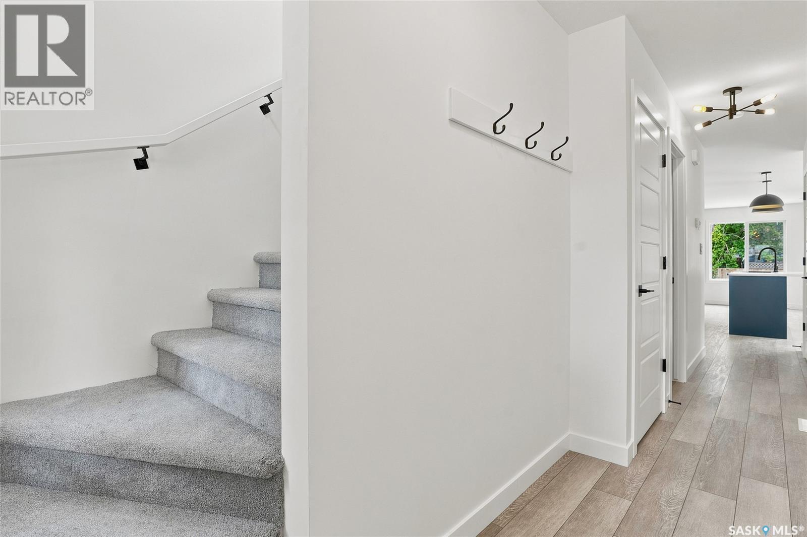 1220 H Avenue N, Saskatoon, SK - Indoor Photo Showing Other Room