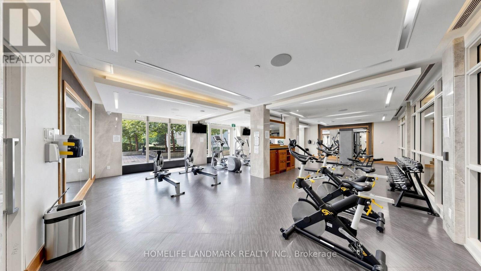 507 - 15 Stollery Pond Crescent, Markham, ON - Indoor Photo Showing Gym Room