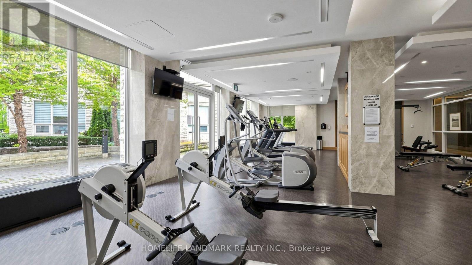 507 - 15 Stollery Pond Crescent, Markham, ON - Indoor Photo Showing Gym Room