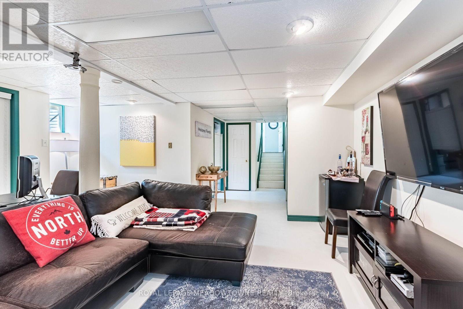 56 Sutter Avenue, Brampton, ON - Indoor Photo Showing Other Room