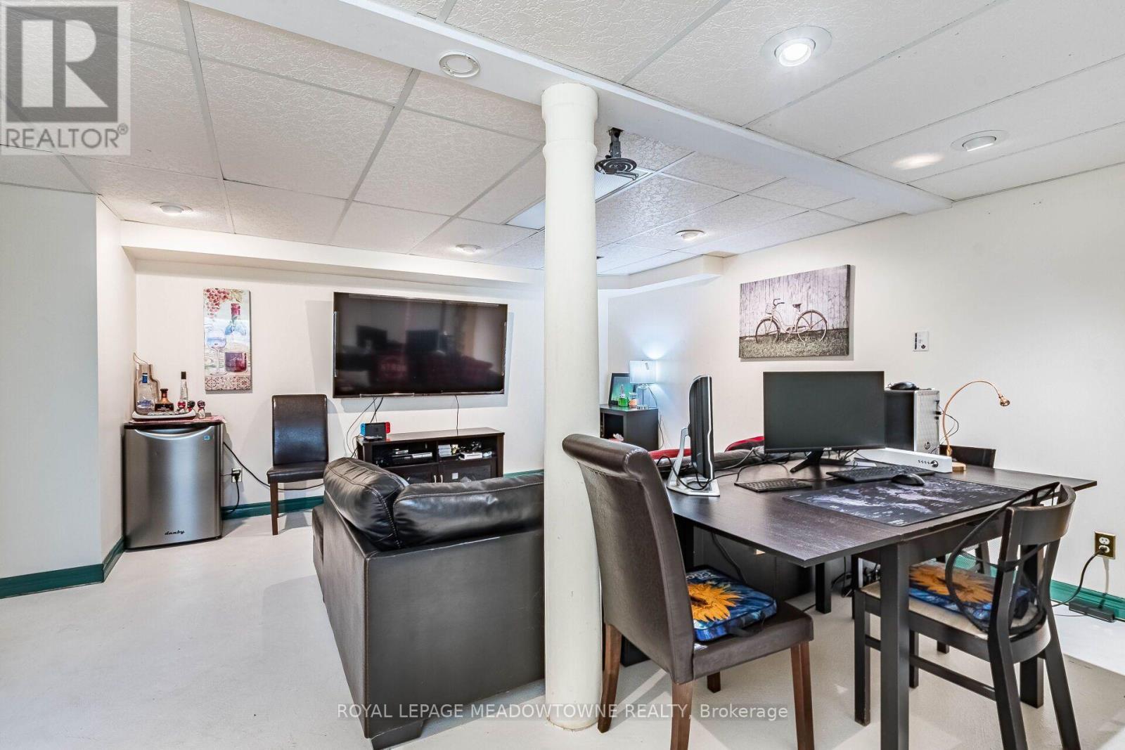 56 Sutter Avenue, Brampton, ON - Indoor Photo Showing Other Room