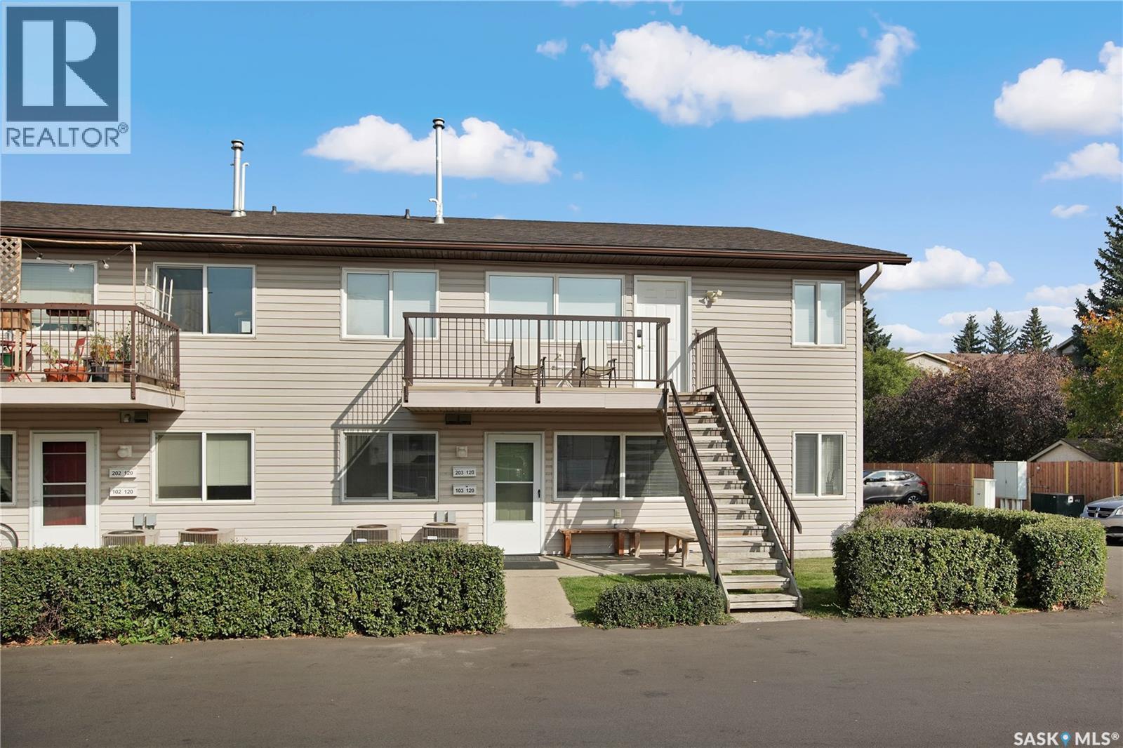 103 120 C Avenue N, Saskatoon, SK - Outdoor