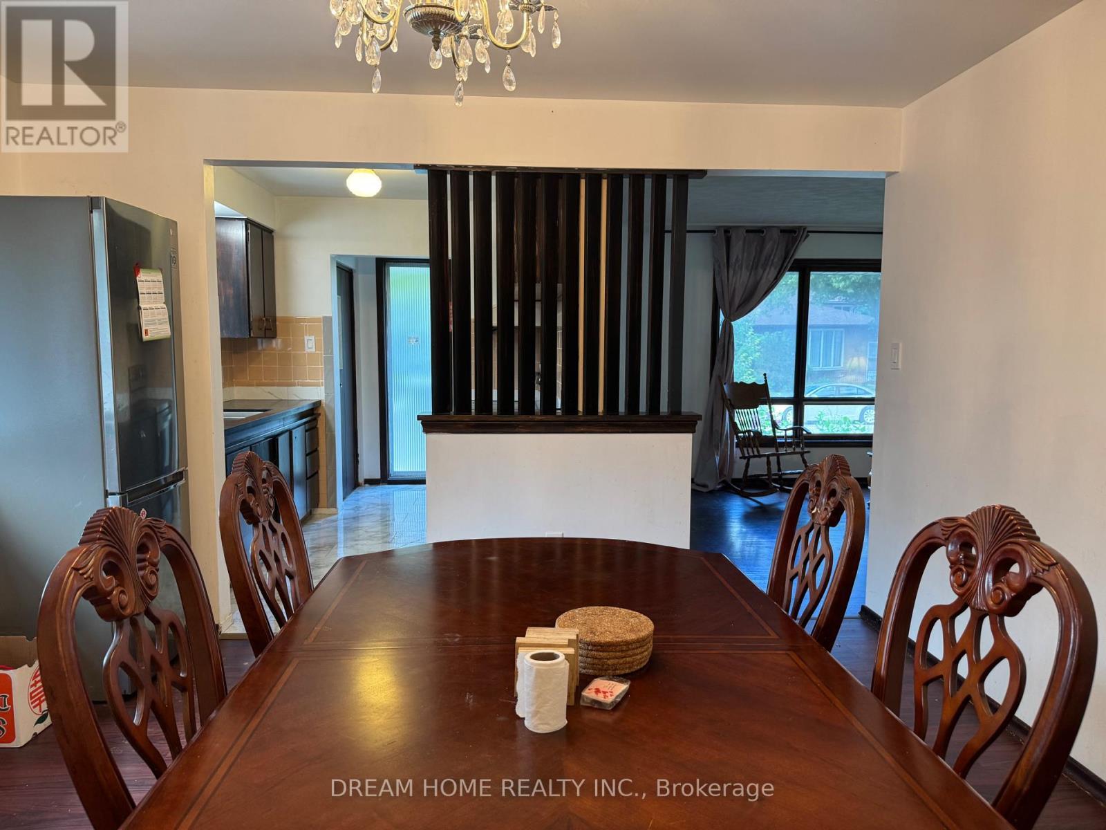 48 Meadowlark Drive, Hamilton, ON - Indoor Photo Showing Dining Room