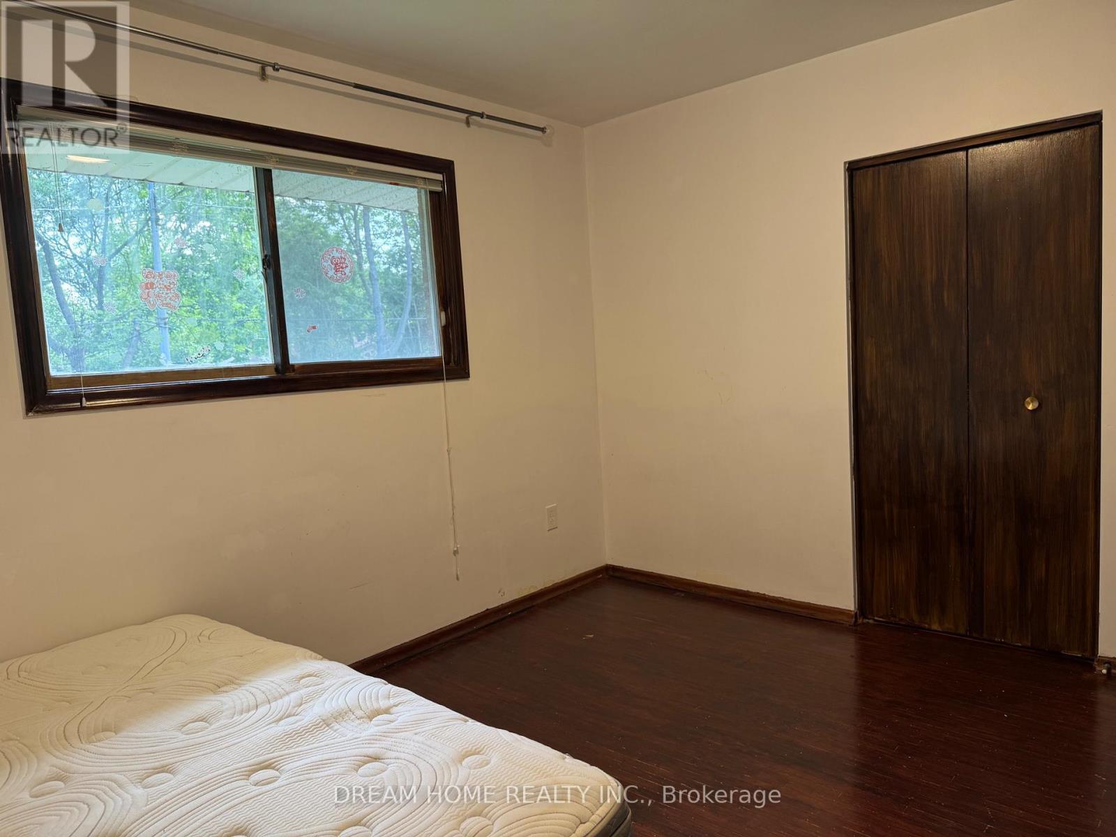 48 Meadowlark Drive, Hamilton, ON - Indoor Photo Showing Bedroom
