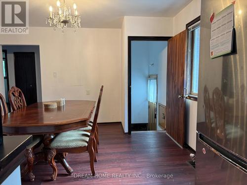 48 Meadowlark Drive, Hamilton, ON - Indoor Photo Showing Dining Room