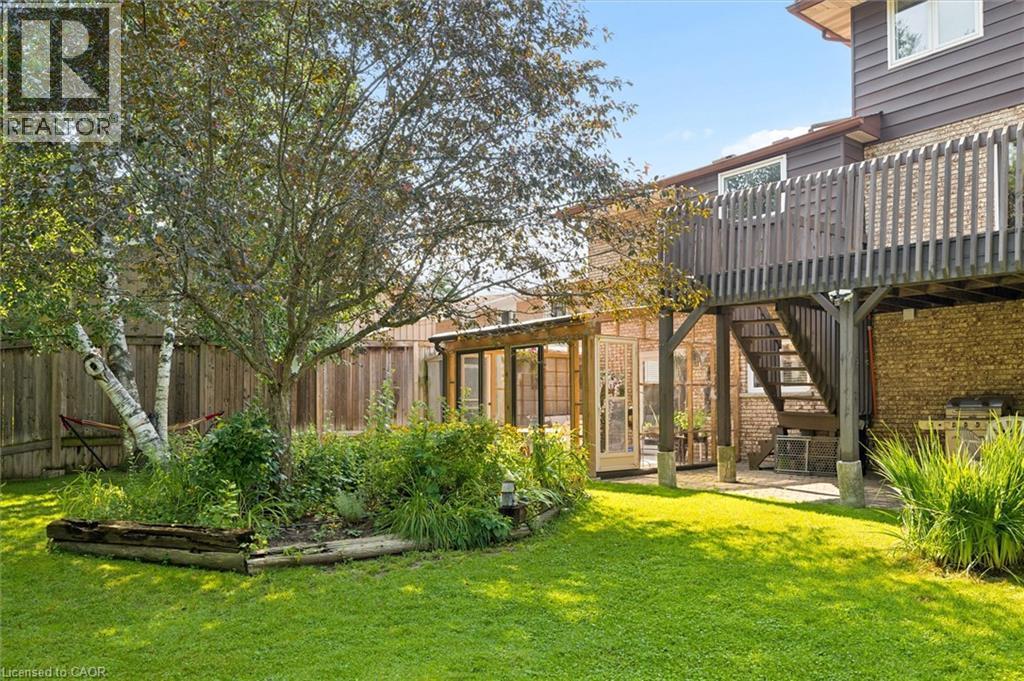8 Perin Place, Kitchener, ON - Outdoor