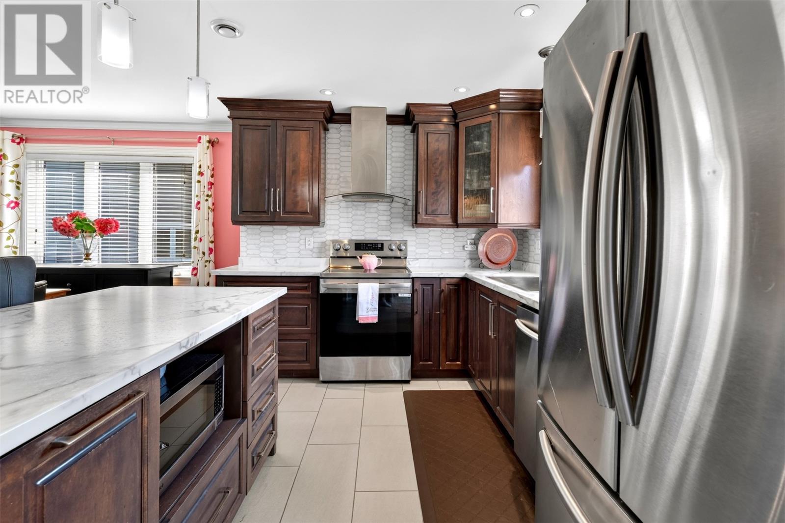 14 River Front Drive, St. Philips, NL - Indoor Photo Showing Kitchen With Upgraded Kitchen