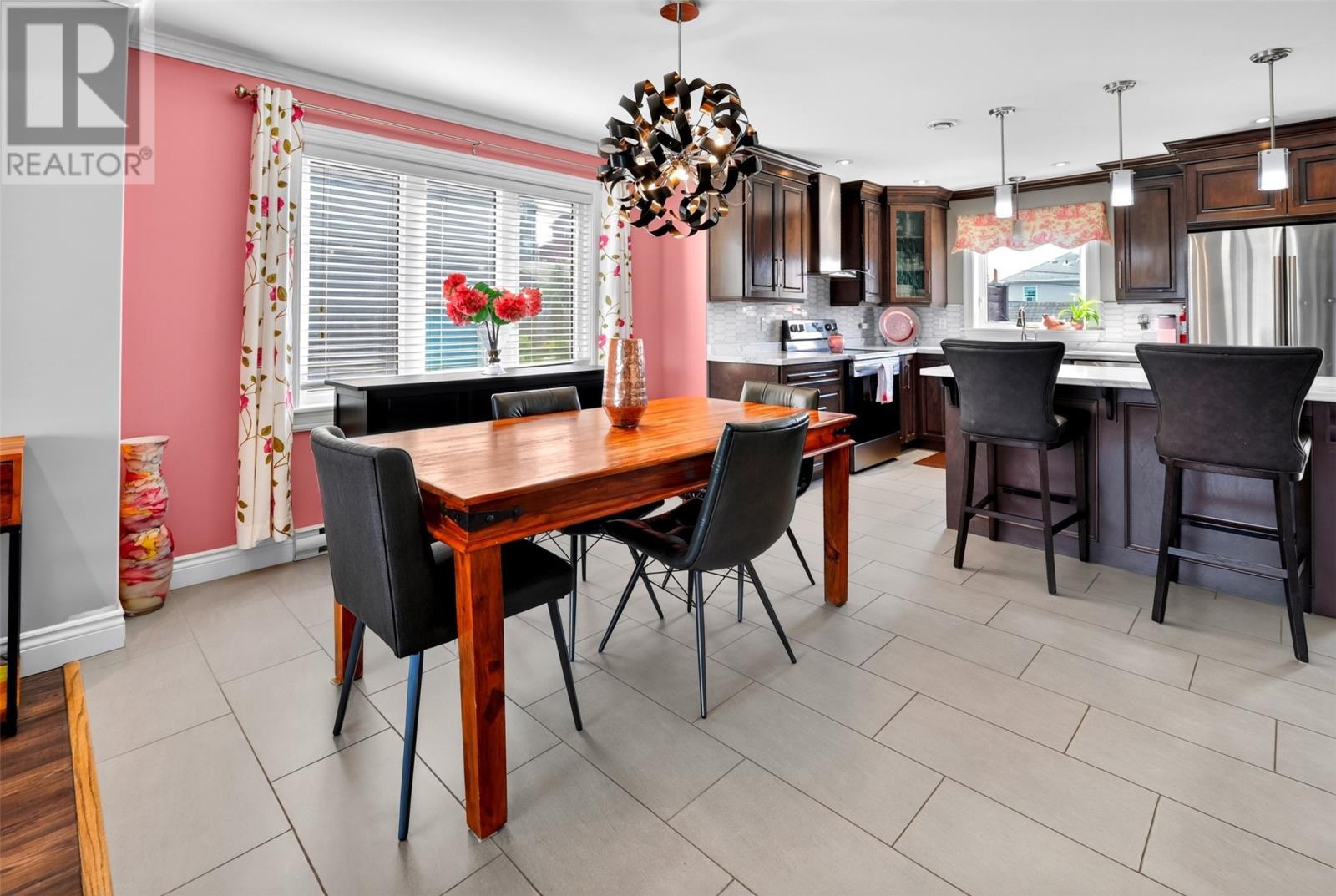14 River Front Drive, St. Philips, NL - Indoor Photo Showing Dining Room