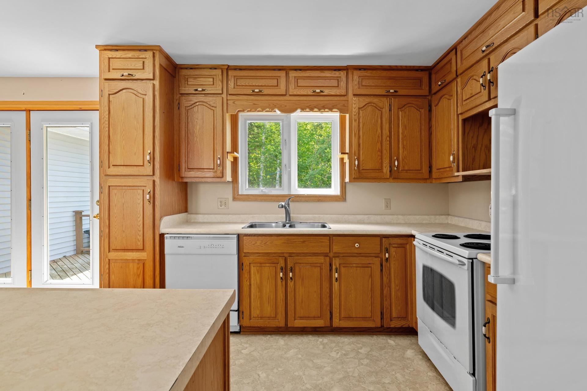 4145 Highway 329, Bayswater, NS - Indoor Photo Showing Kitchen With Double Sink