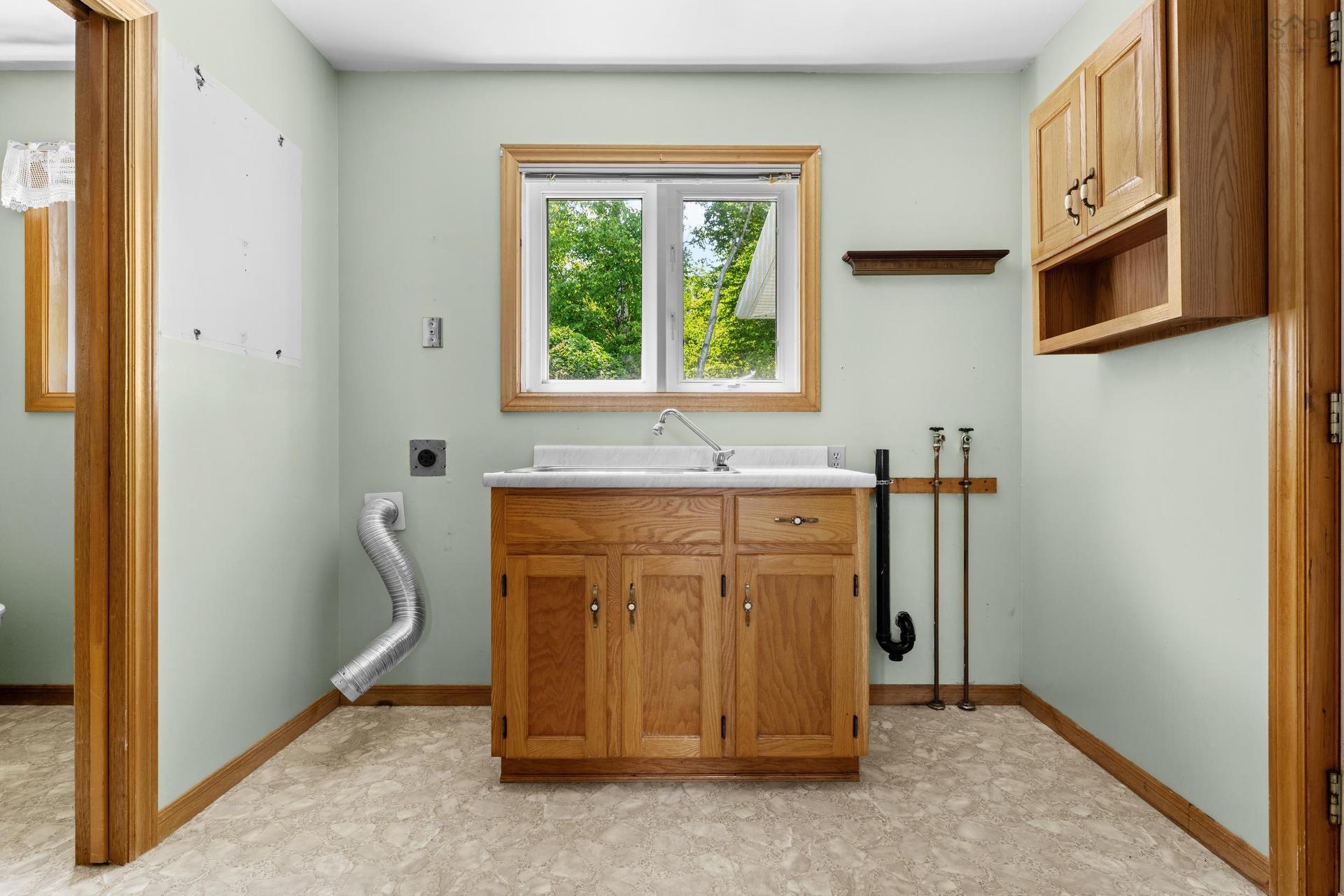 4145 Highway 329, Bayswater, NS - Indoor