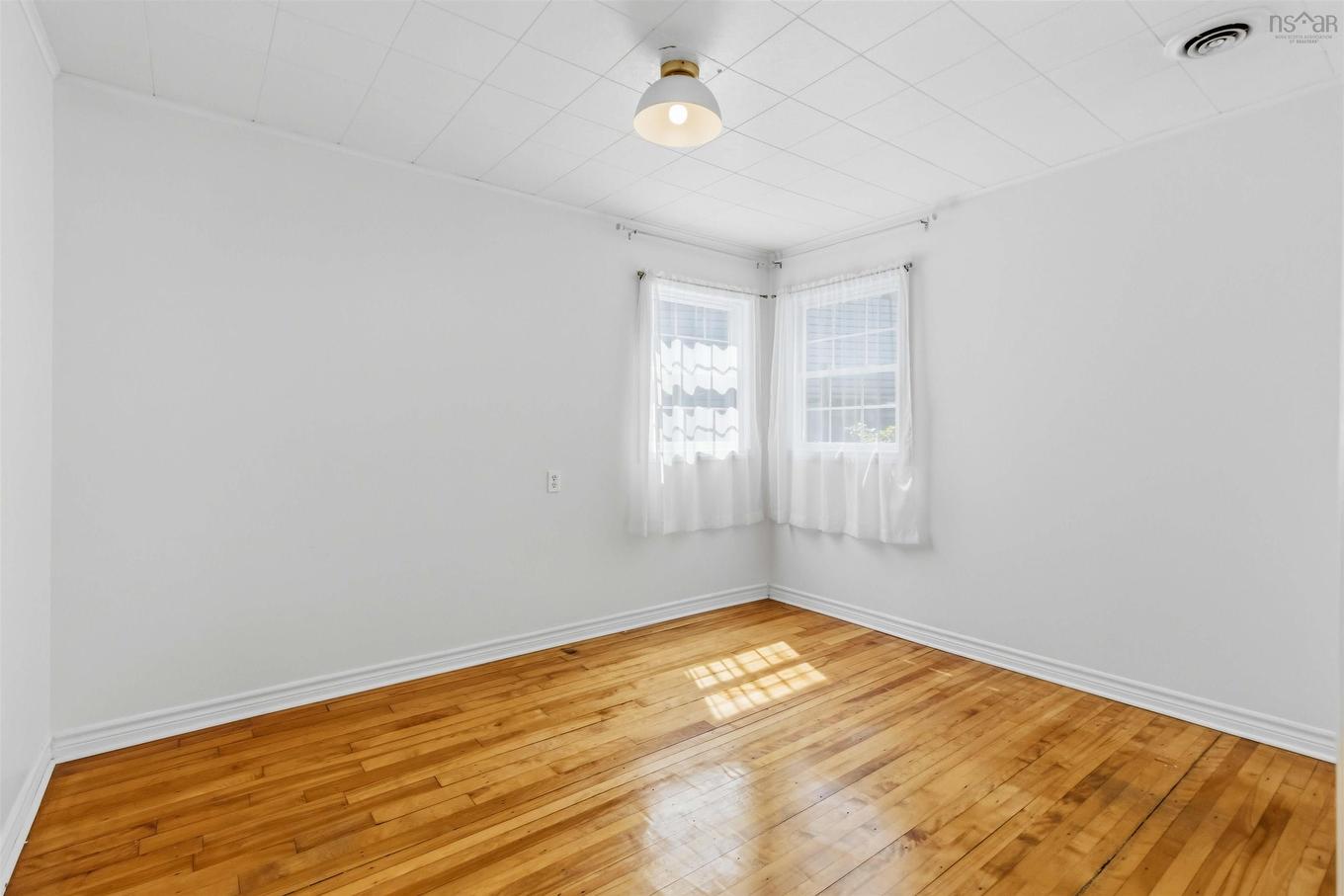 3628 Barrington Street, Halifax, NS - Indoor Photo Showing Other Room