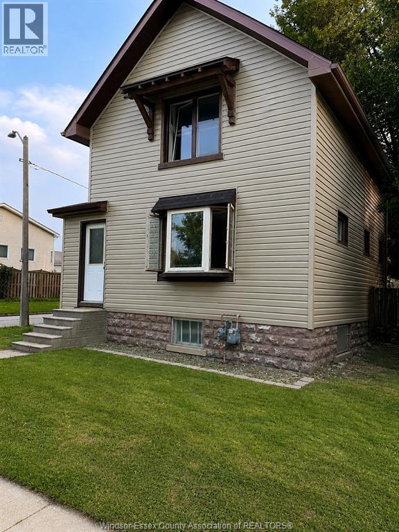 1597 Bruce, Windsor, ON - Outdoor With Exterior