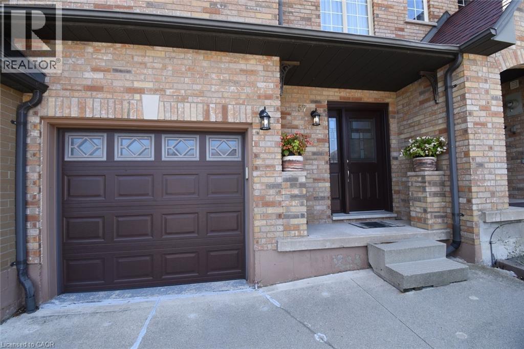 57 Townmansion Drive, Hamilton, ON - Outdoor