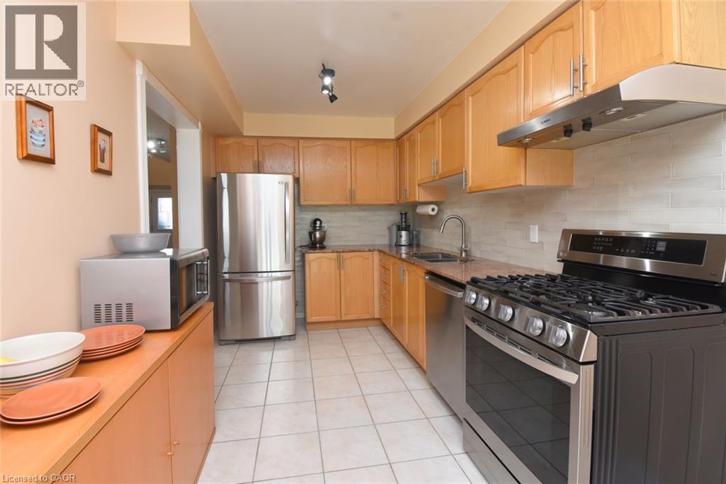 57 Townmansion Drive, Hamilton, ON - Indoor Photo Showing Kitchen With Stainless Steel Kitchen With Double Sink