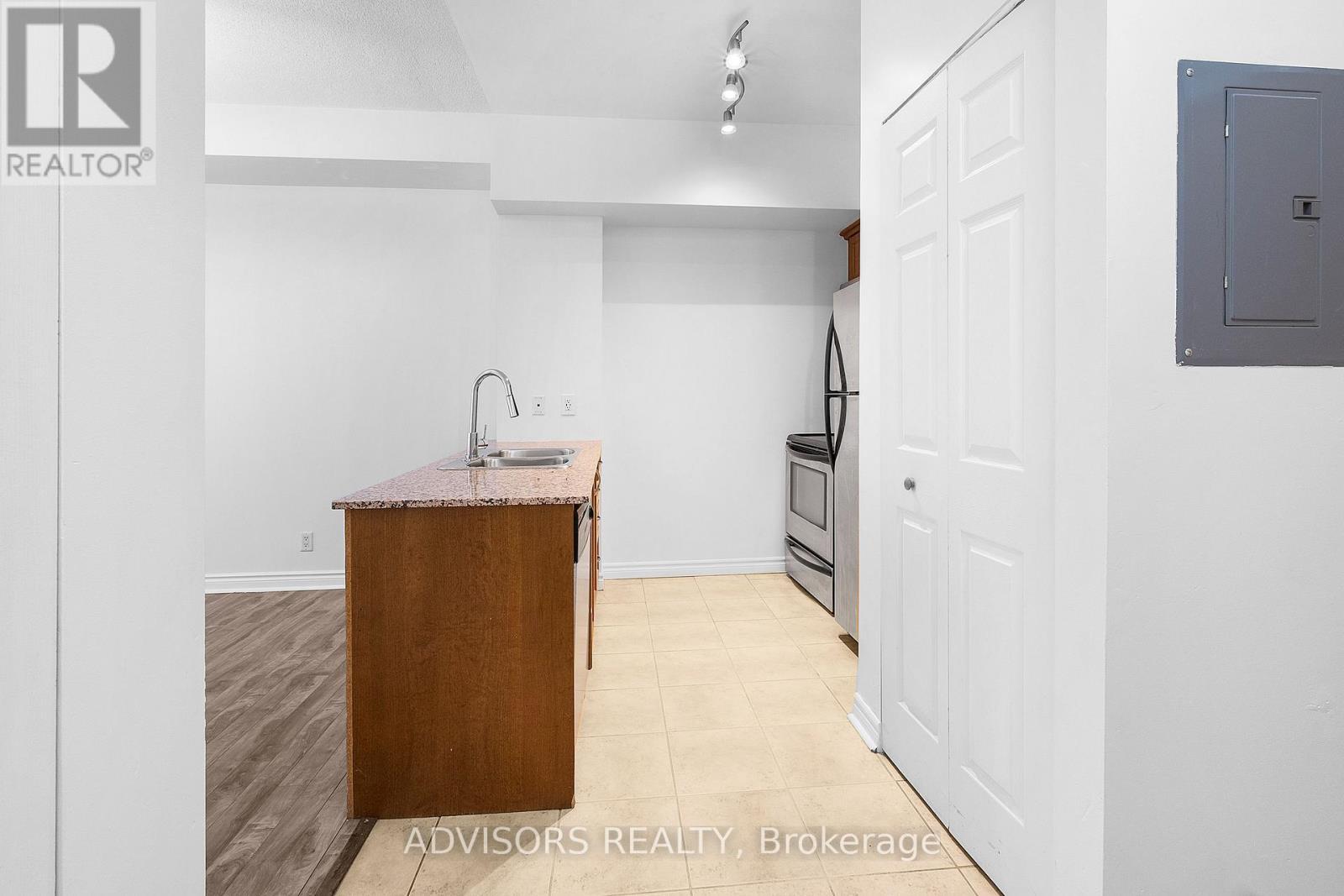 209 - 11 Christie Street, Toronto, ON - Indoor Photo Showing Other Room