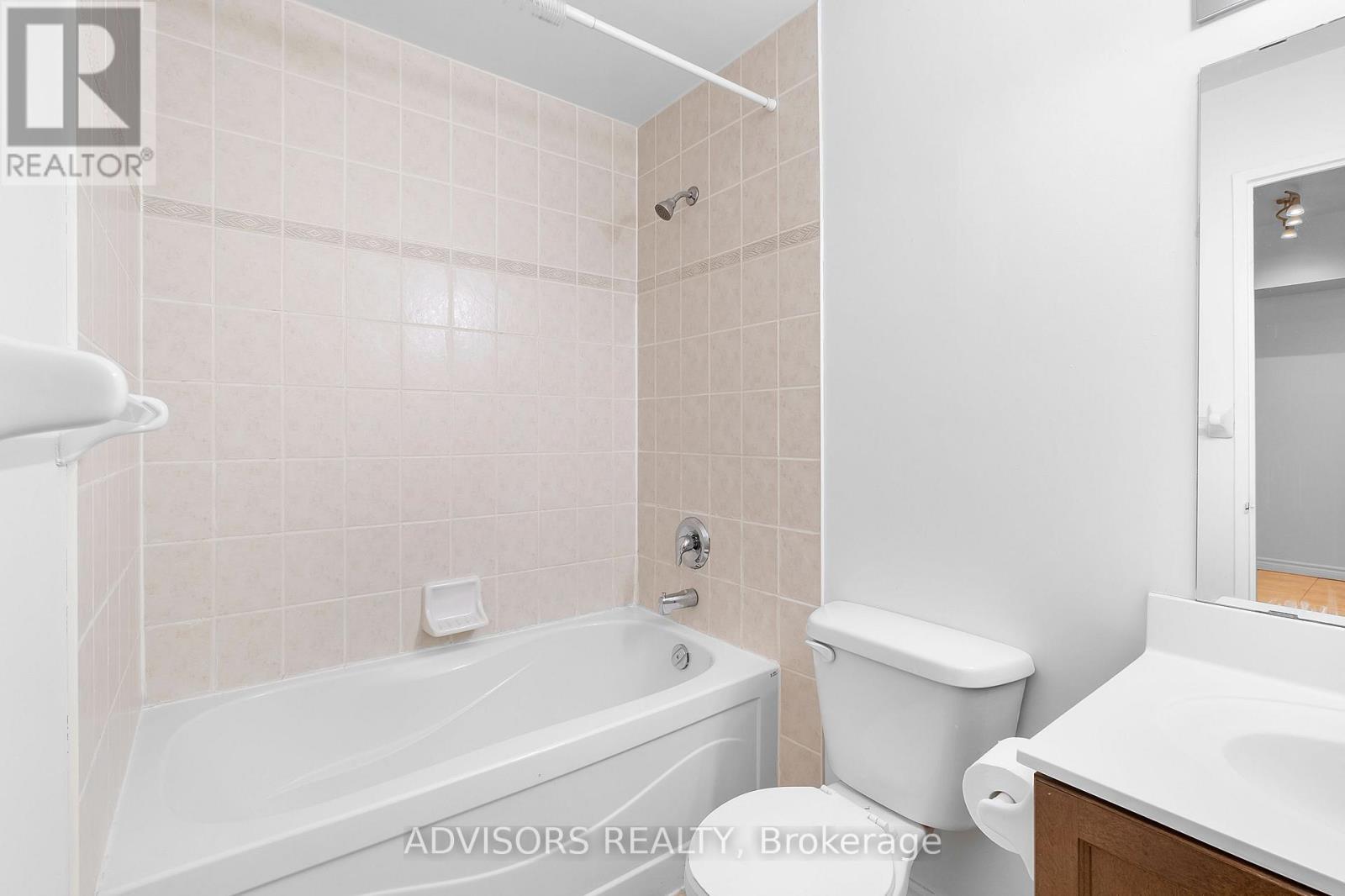 209 - 11 Christie Street, Toronto, ON - Indoor Photo Showing Bathroom