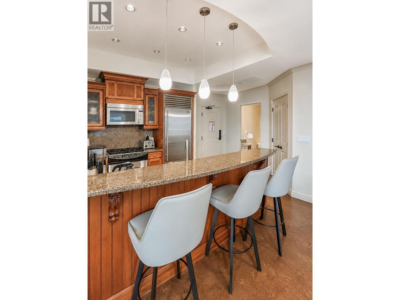1288 Water Street N Unit# 350 L12, Kelowna, BC - Indoor