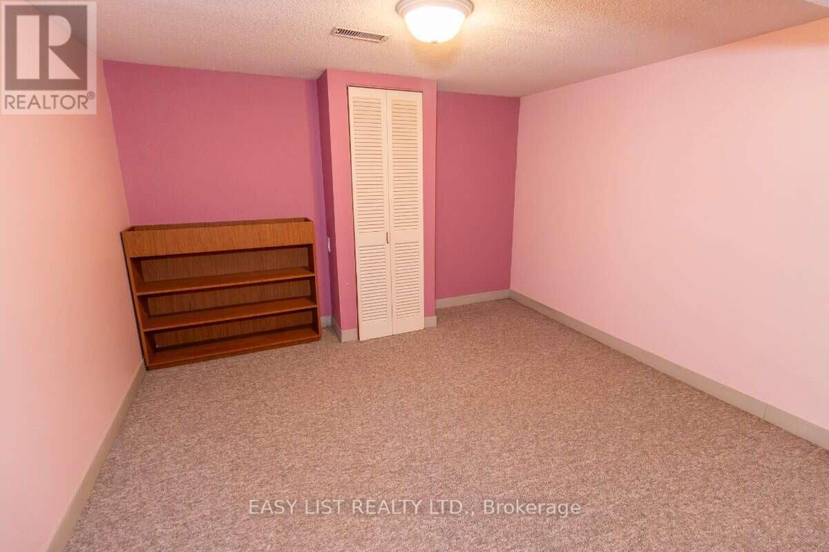 1999 Garfield Avenue, Ottawa, ON - Indoor Photo Showing Other Room