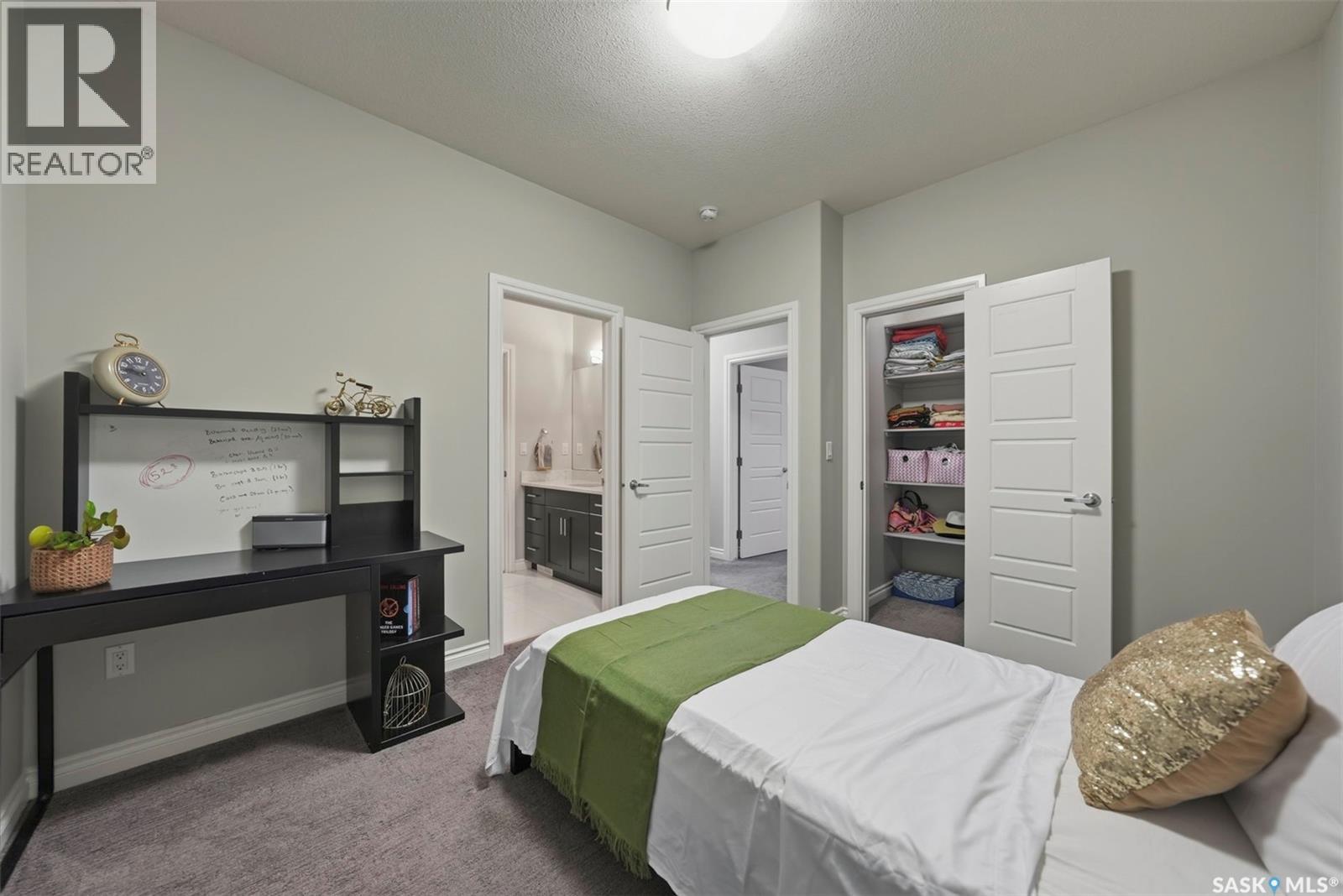 107 Schumacher Bay, Saskatoon, SK - Indoor Photo Showing Bedroom