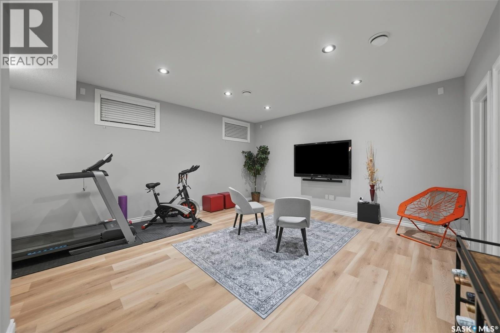 107 Schumacher Bay, Saskatoon, SK - Indoor