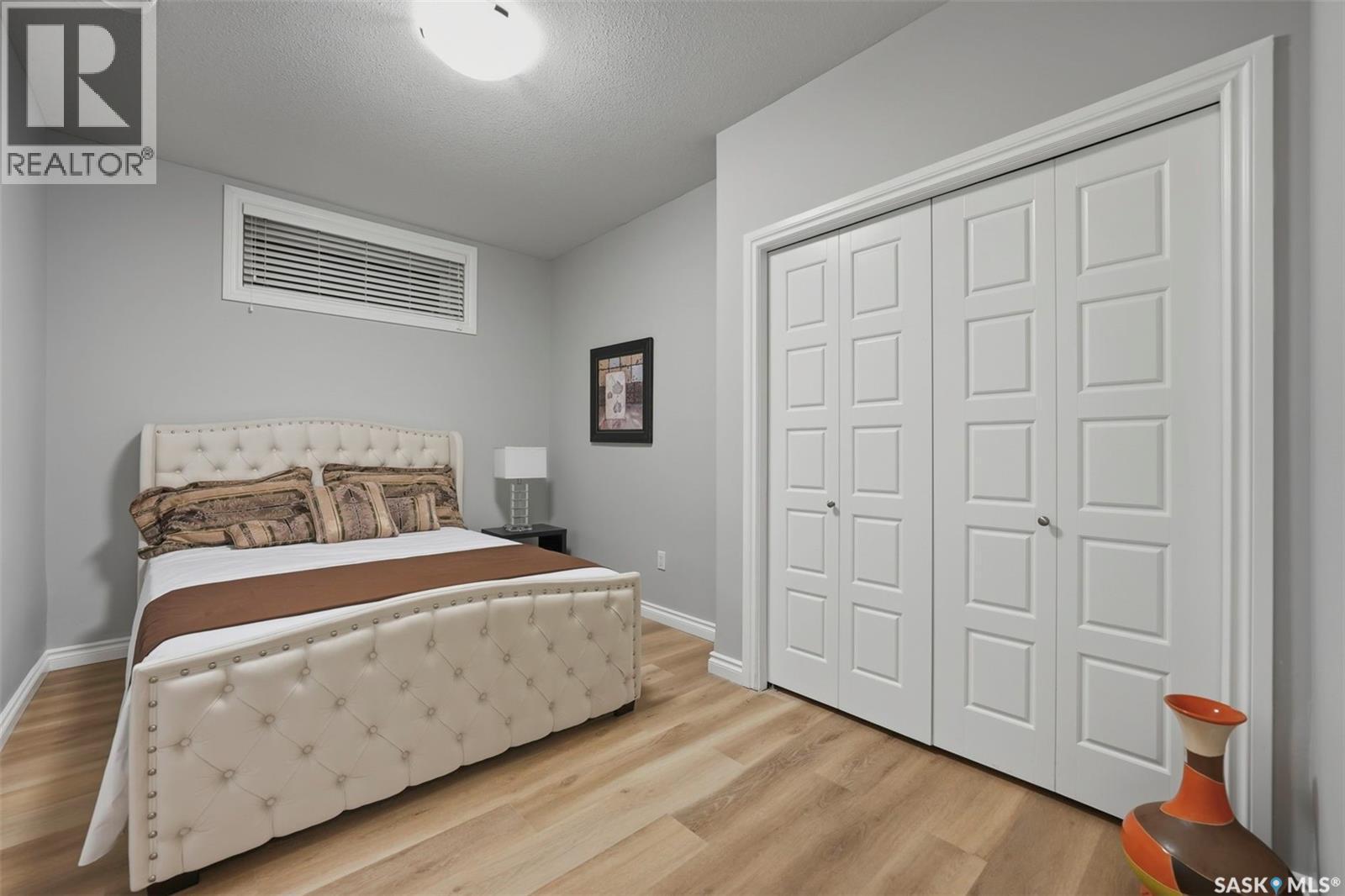 107 Schumacher Bay, Saskatoon, SK - Indoor Photo Showing Bedroom