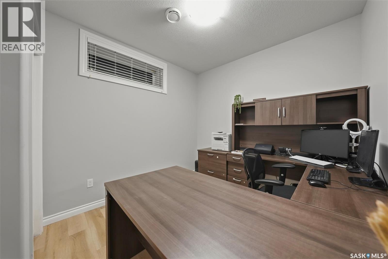 107 Schumacher Bay, Saskatoon, SK - Indoor Photo Showing Office