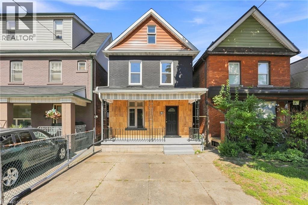 41 Barnesdale Avenue N, Hamilton, ON - Outdoor With Deck Patio Veranda