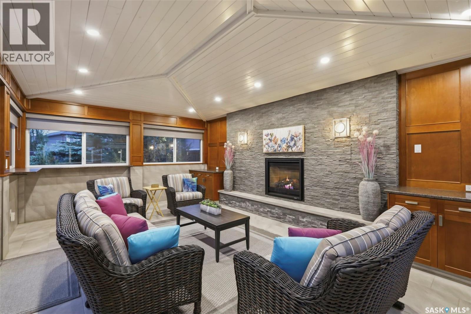 431 Paton Place, Saskatoon, SK - Indoor With Fireplace