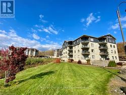 302 - 11 SALT DOCK ROAD Parry Sound, ON P2A 3B6