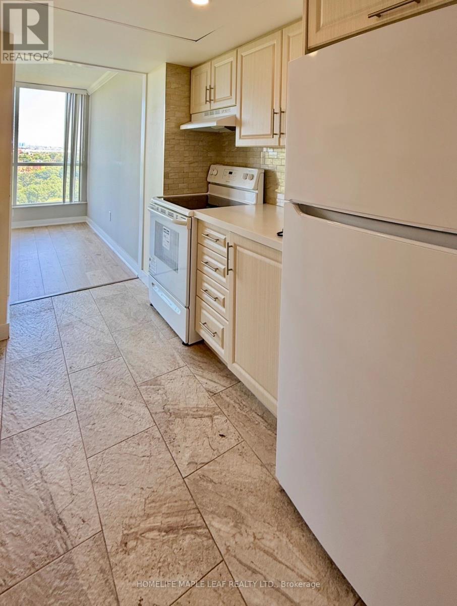 1607 - 1 Rowntree Road, Toronto, ON - Indoor Photo Showing Kitchen