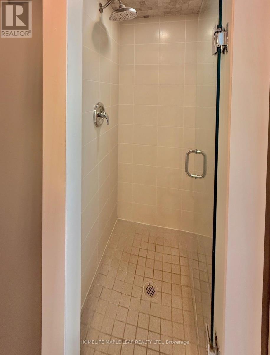 1607 - 1 Rowntree Road, Toronto, ON - Indoor Photo Showing Bathroom