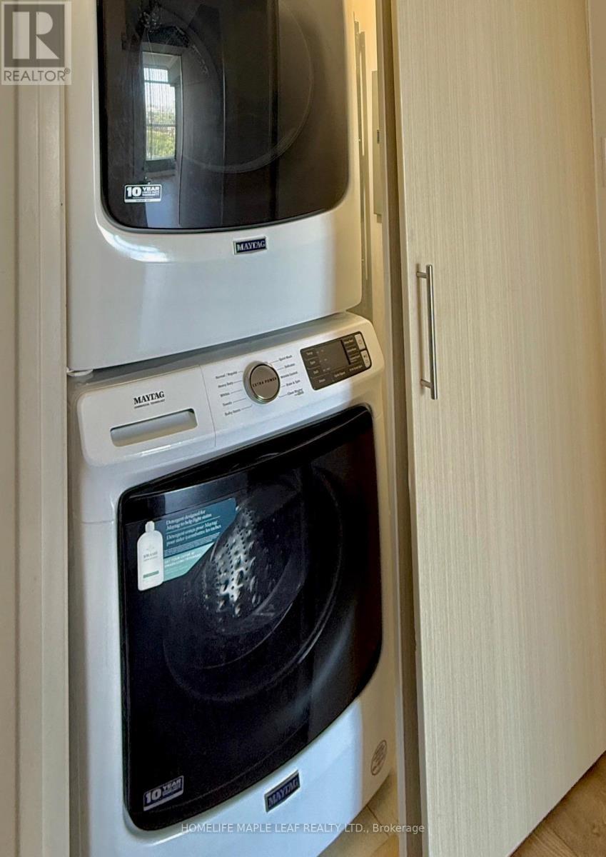 1607 - 1 Rowntree Road, Toronto, ON - Indoor Photo Showing Laundry Room