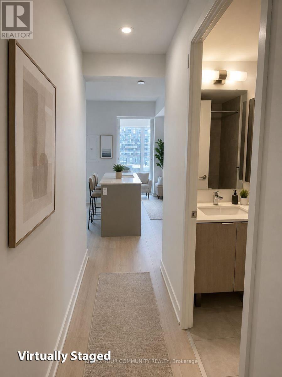 527 - 8 Tippett Road, Toronto, ON - Indoor