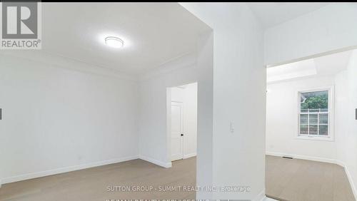 439 Ferguson Avenue N, Hamilton, ON - Indoor Photo Showing Other Room