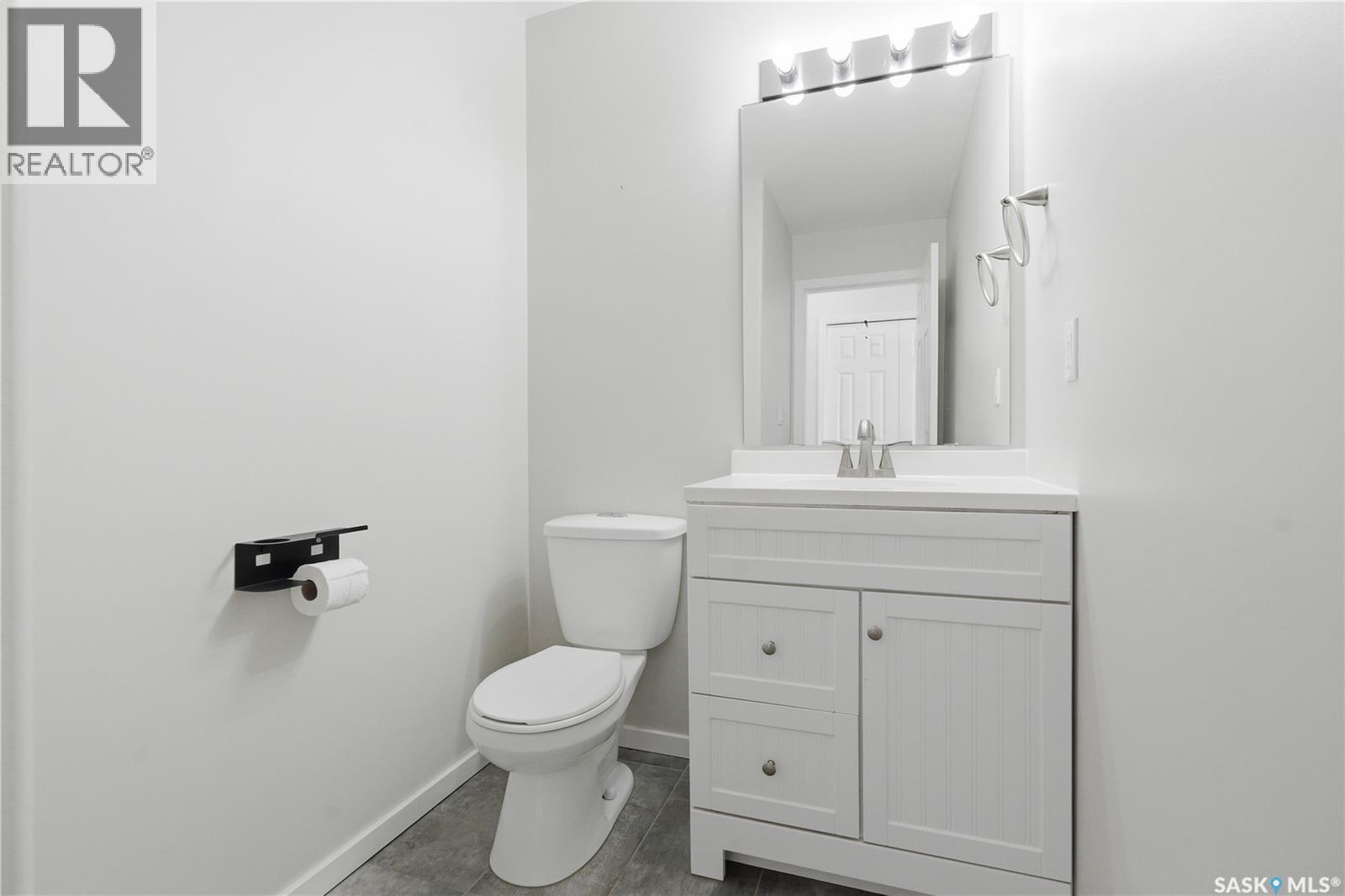 32 203 Herold Terrace, Saskatoon, SK - Indoor Photo Showing Bathroom