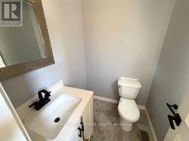 11 Fulwell Crescent, Toronto, ON - Indoor Photo Showing Bathroom