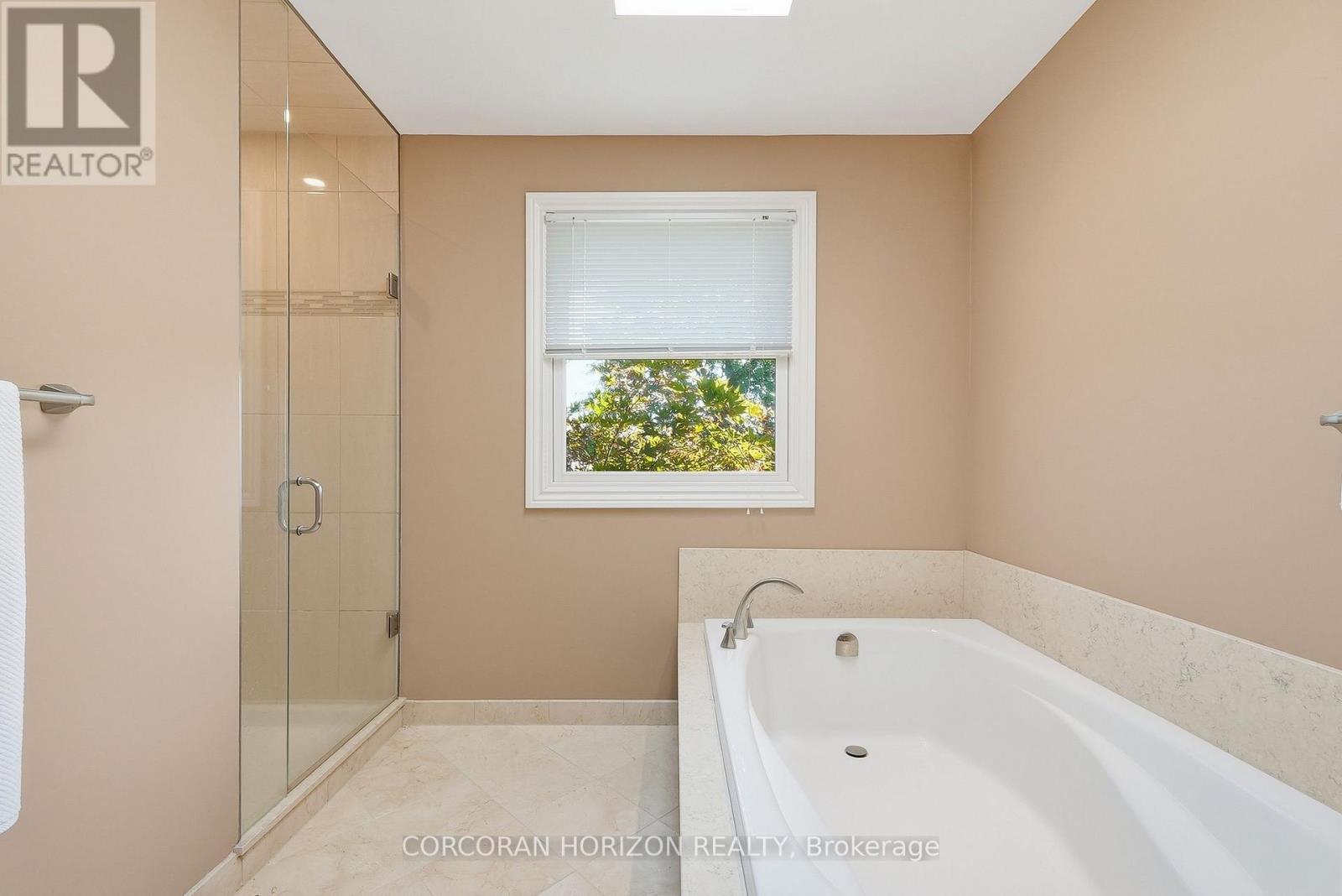 46 Devils Creek Drive, Cambridge, ON - Indoor Photo Showing Bathroom