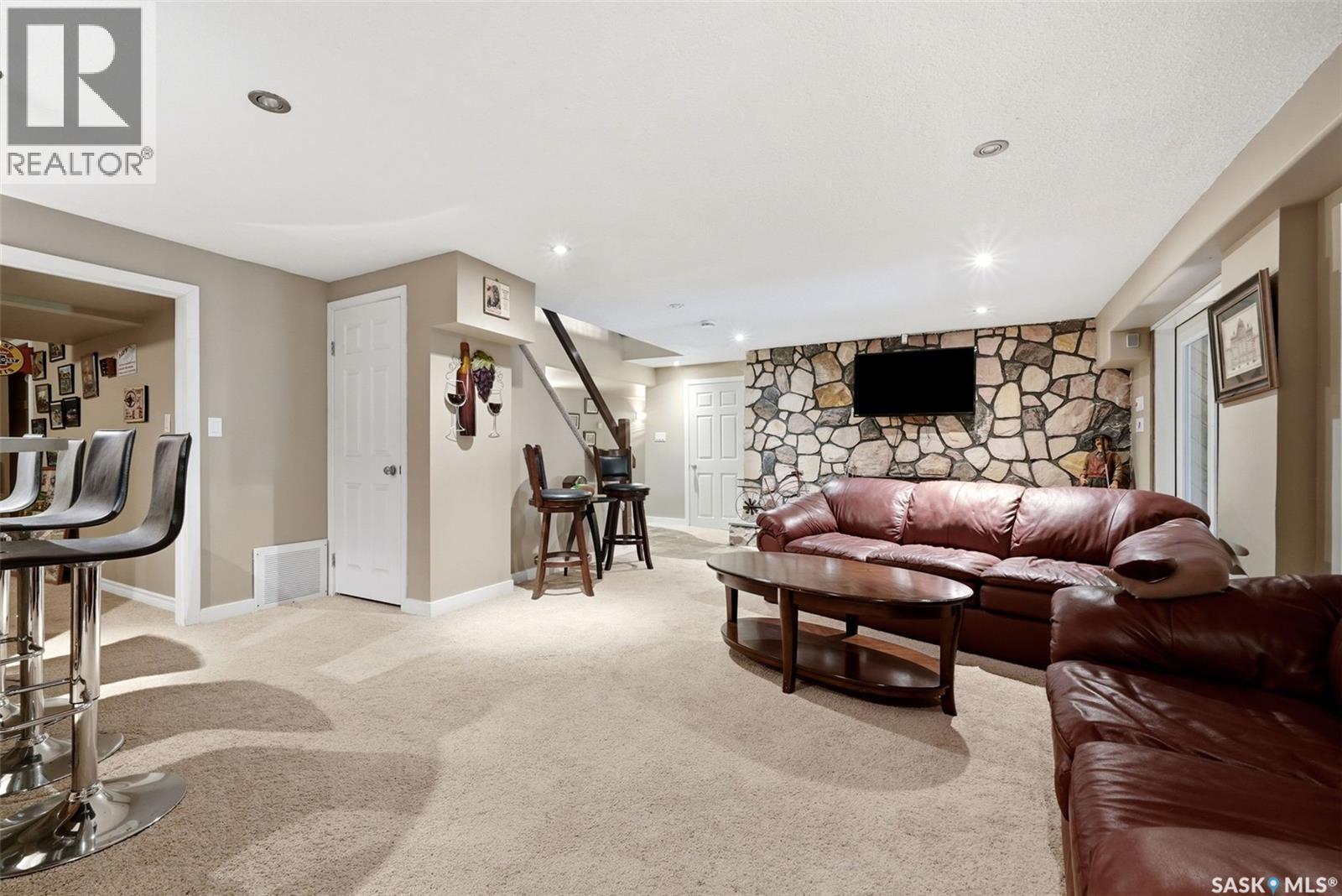 210 Pleasant Avenue, Buena Vista, SK - Indoor