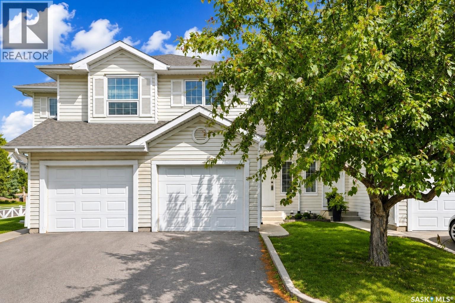 2 110 Keevil Crescent, Saskatoon, SK - Outdoor With Facade