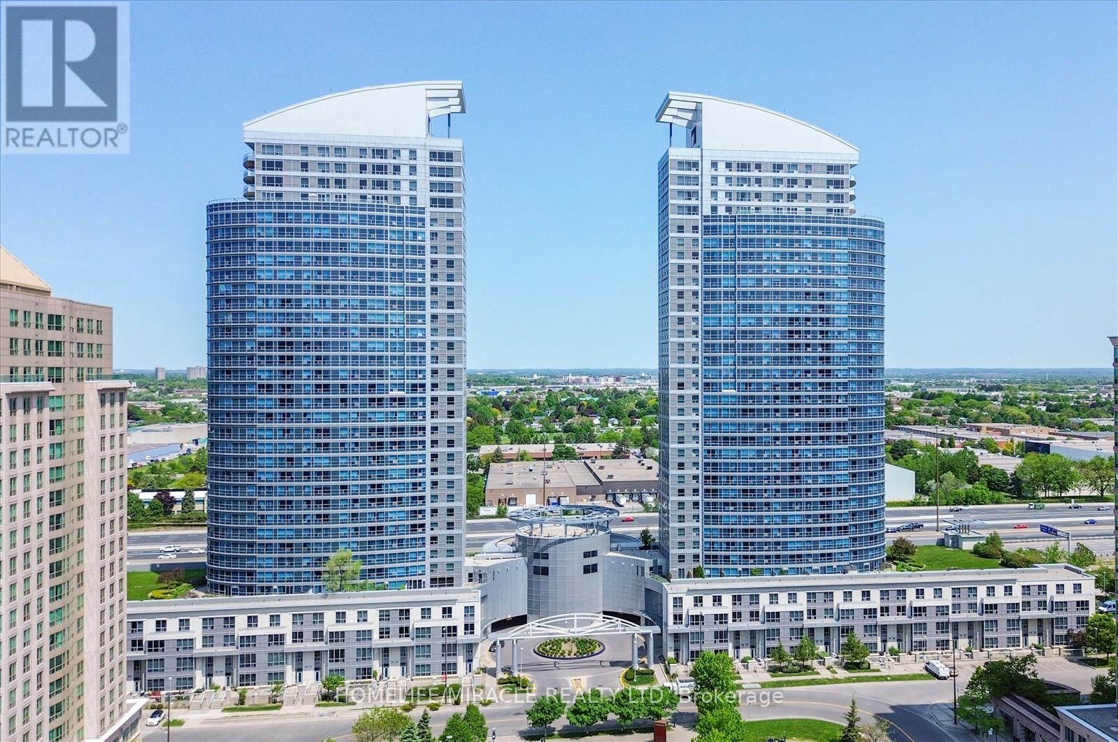 712 - 38 Lee Centre Drive, Toronto, ON - Outdoor