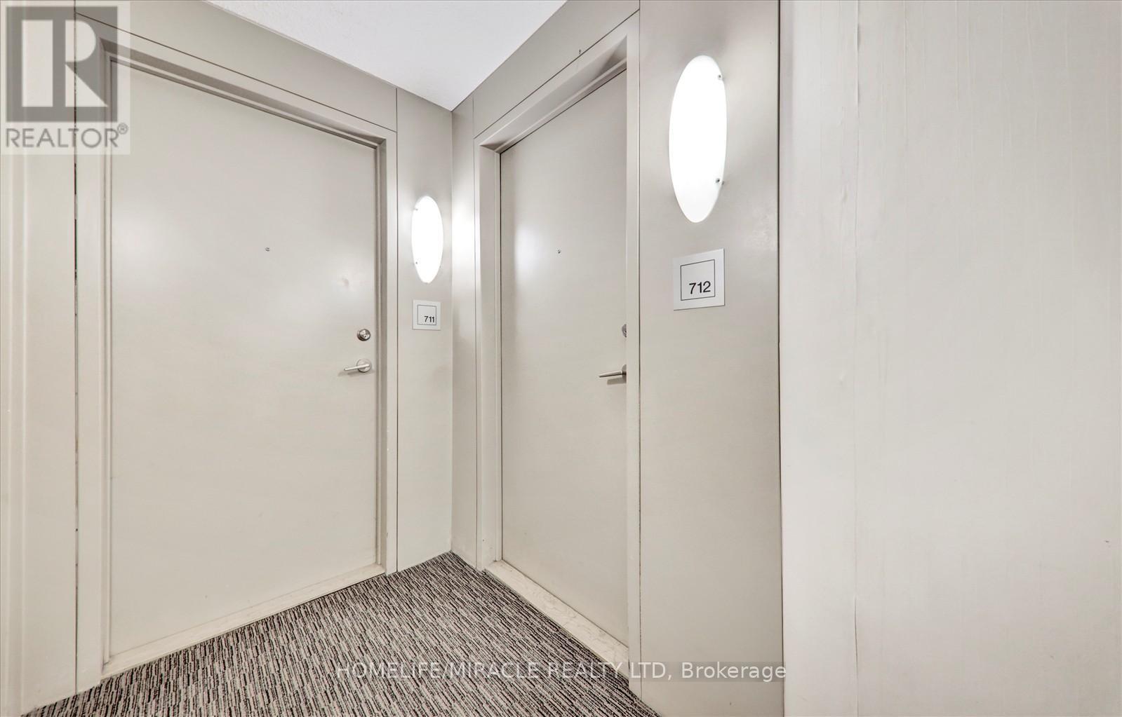 712 - 38 Lee Centre Drive, Toronto, ON - Indoor Photo Showing Other Room